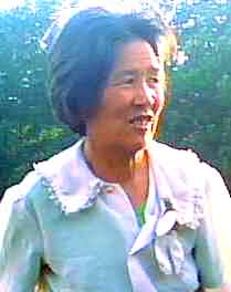 Ů27